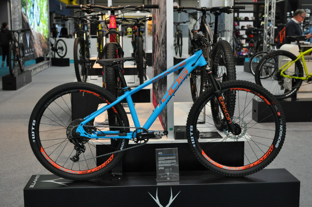 whyte 405 orange