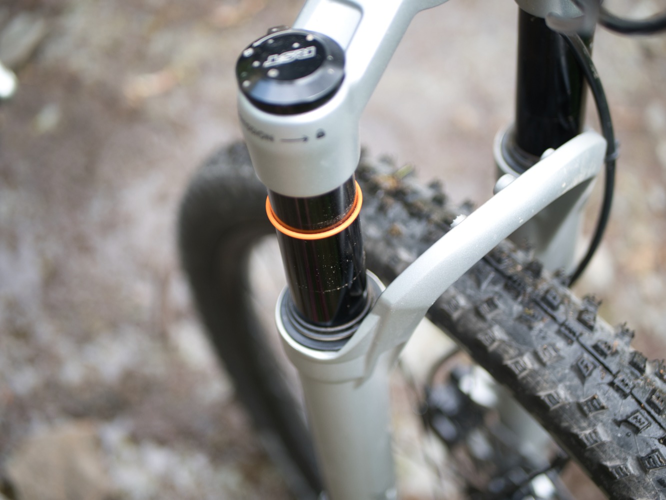 woom OFF AIR 5 review: close up of the woom OFF AIR 5 mountain bike suspension fork trunnions 