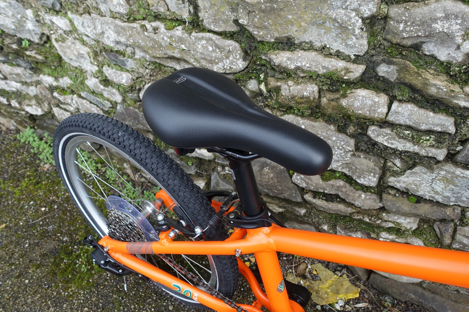 Orange YOMO 20 bike saddle